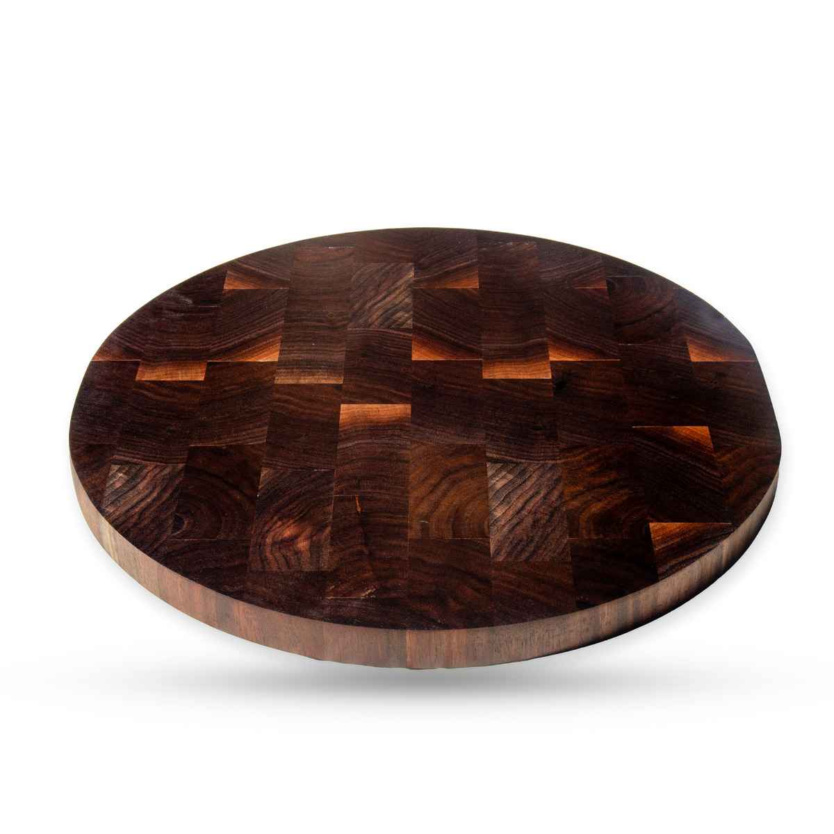 Lucia, one of the twin walnut end-grain pizza boards, product view